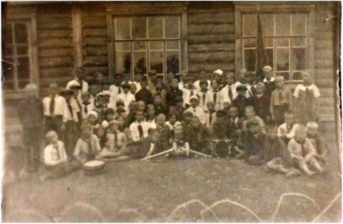 ARZAMATOVO.-NACALNAY-SKOLA.-MARIINSKO--POSADSKII-RAIONNYI-PIONERSKII-LAGER-2.jpg